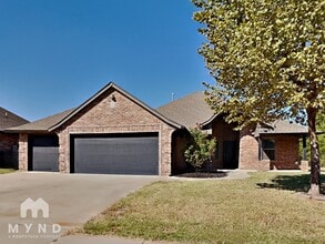 Building Photo - 11029 NW 8th St