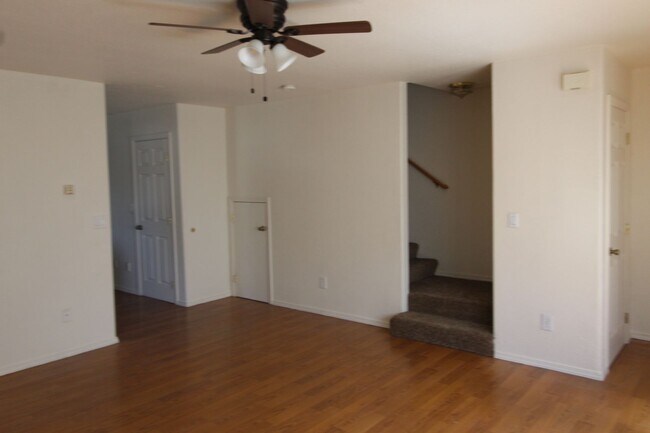 Building Photo - 2019/2023 Garden Avenue