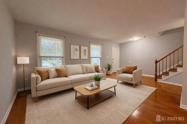 Building Photo - 6 Allison Dr