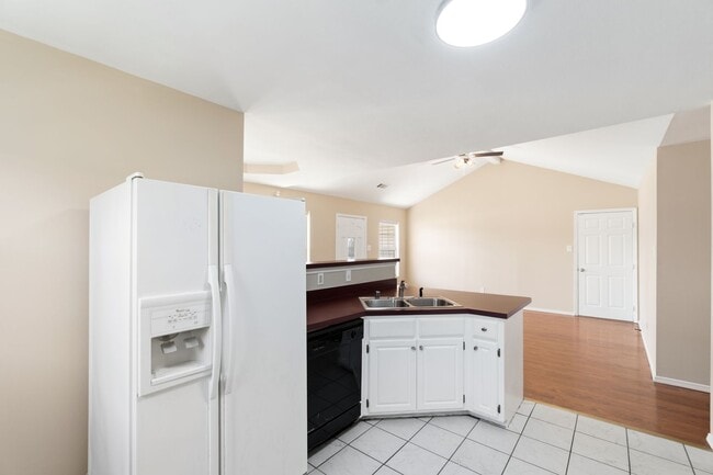 Building Photo - 4219 Young St