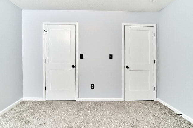 Building Photo - 730 N East St