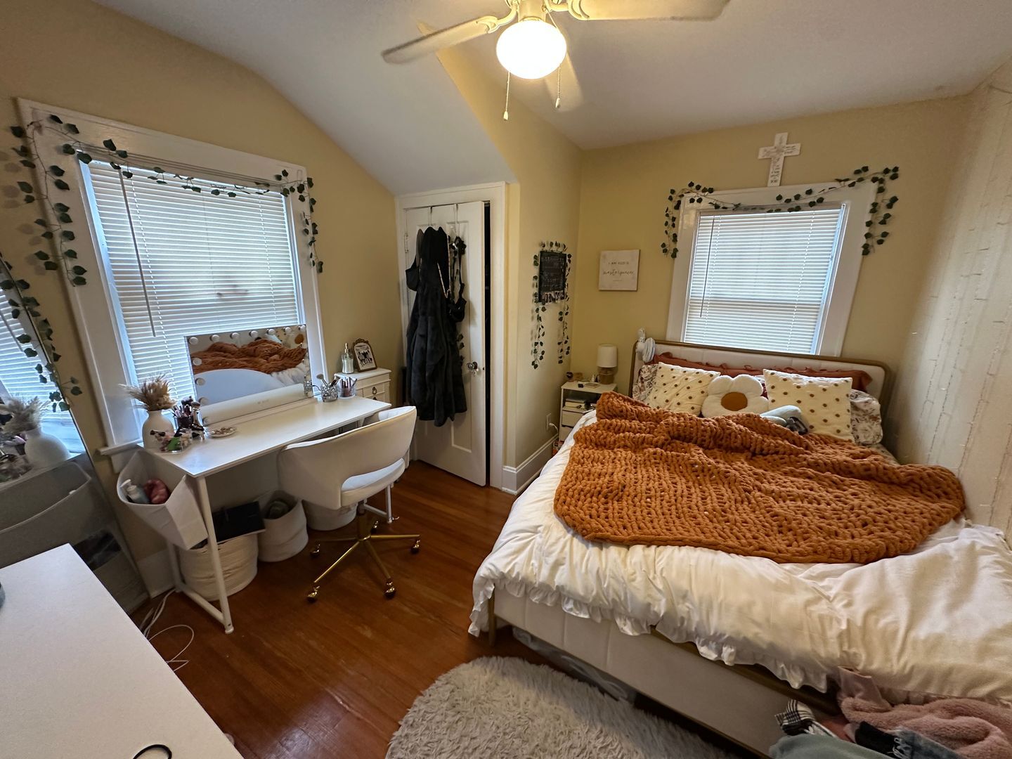 Building Photo - 3256 Glendora Ave