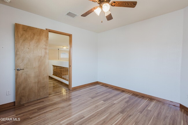 Building Photo - 3733 Tierra Campa Dr