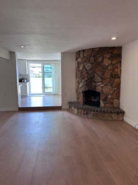 Living room with gas fire place - 1734 Prospect Ave