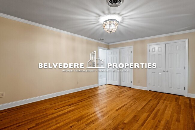 Building Photo - 4 bed in Hamilton Lakes