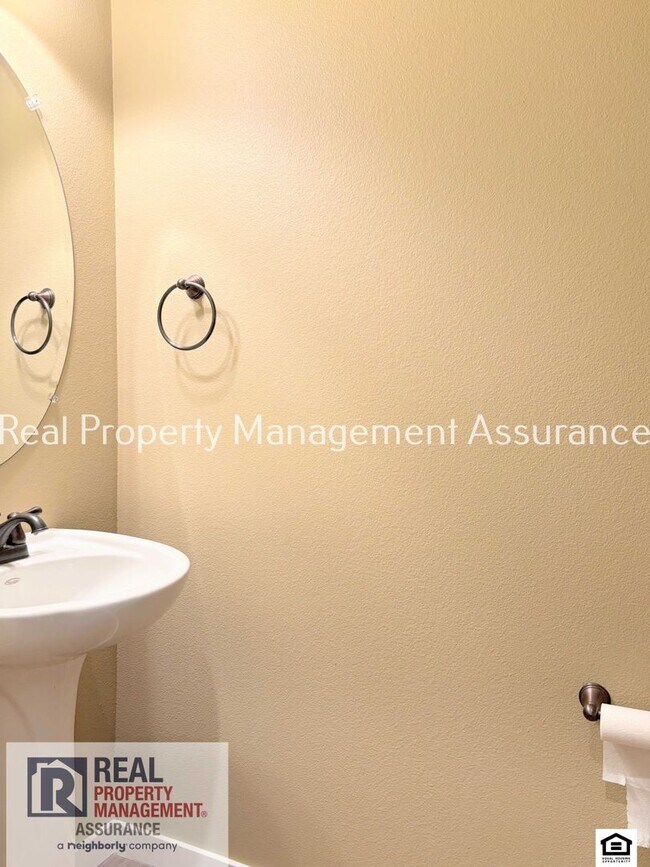 Building Photo - 14500 SW 6th St