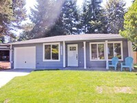 Building Photo - Immaculate N Tacoma 3bdr 2bath with full s...