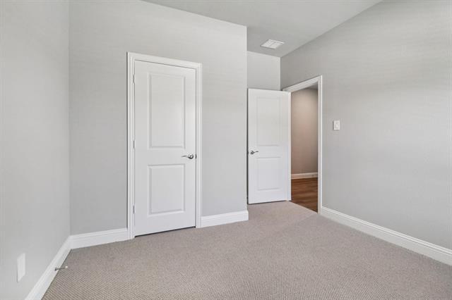 Building Photo - 509 Midnight Oak Dr