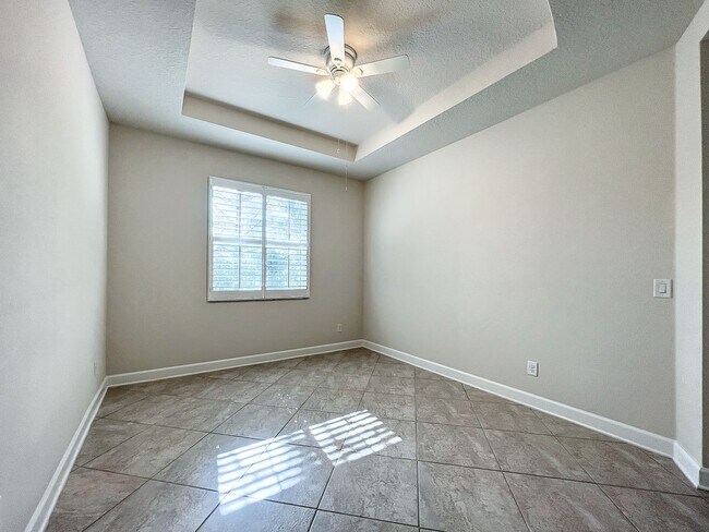Building Photo - 33147 Shadow Branch Ln