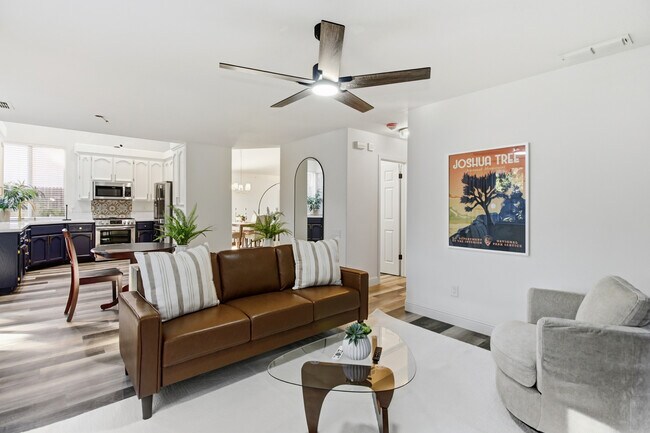 Building Photo - 2559 Du Bois Dr