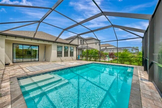 Building Photo - 6310 Grandview Hill Ct