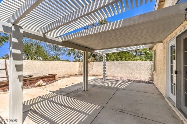 Building Photo - 9036 Dove River Rd