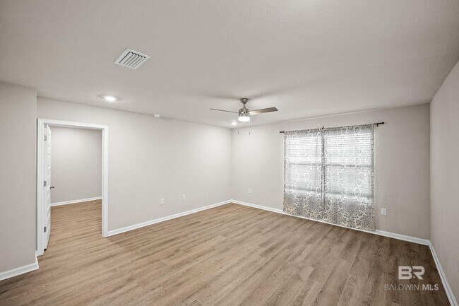 Building Photo - 12872 Pr Fld Dr