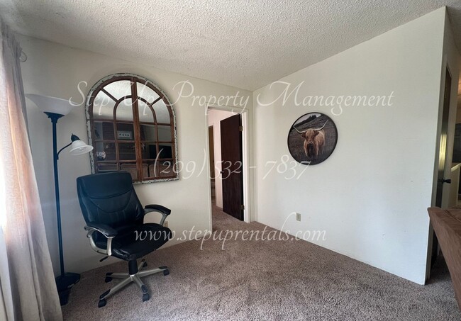 Building Photo - Spacious 5-Bedroom Retreat with Private Lake Access in Twain Harte!