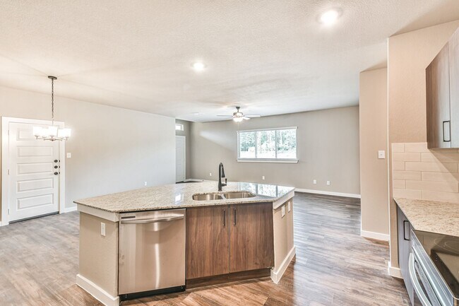 Building Photo - 122 Wickersham