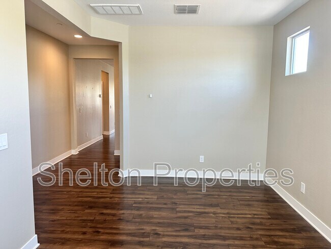 Building Photo - 28394 N 132nd Ave.