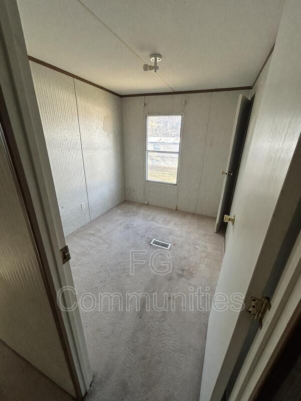 Building Photo - 1754 Zion Rd