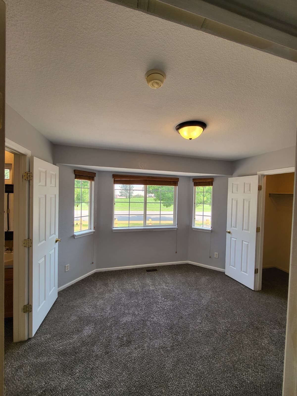 Room 2 - 2704 Breckenridge PL