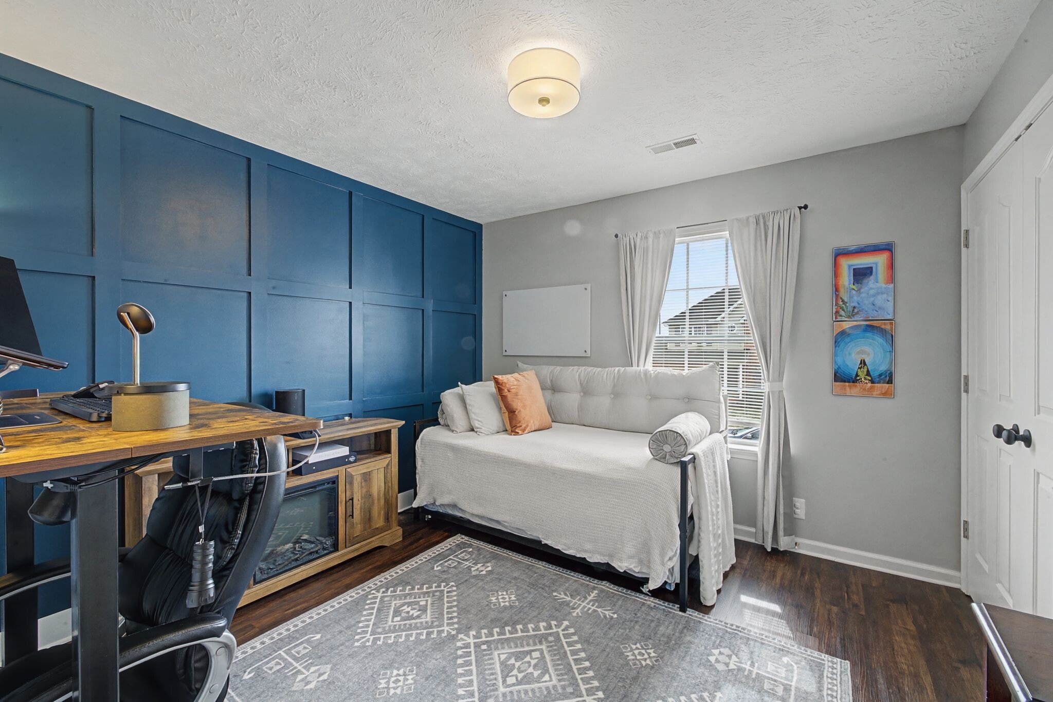 Building Photo - 401 Niagra Ln