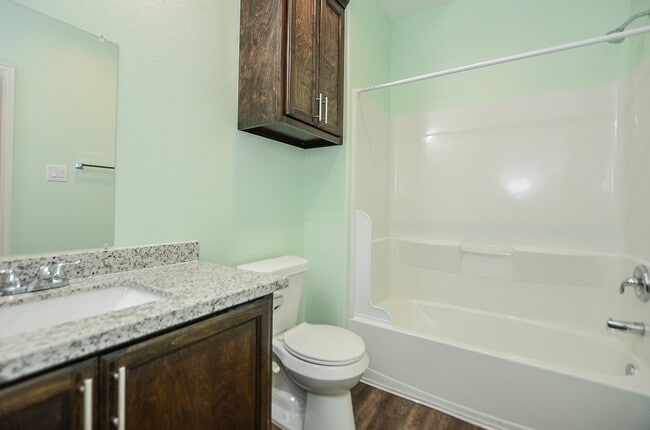 Building Photo - 239 Broadhurst