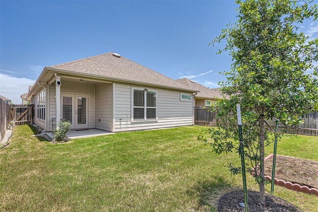 Building Photo - 821 Durness Dr