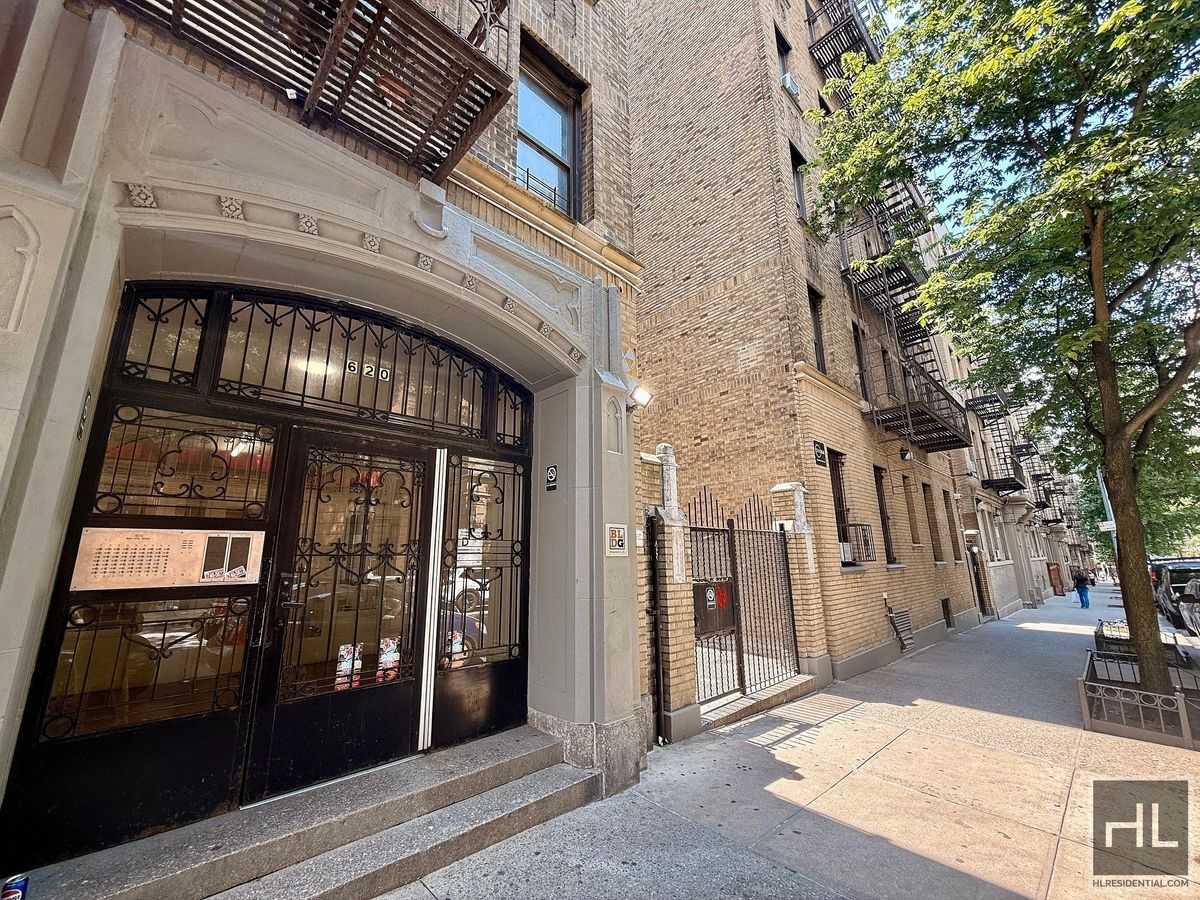 Building Photo - West 171st Street