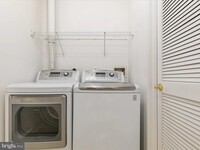 Building Photo - 8105 Rainwater Cir