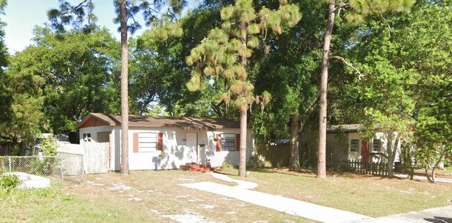 Building Photo - 1142 Landmark Ln