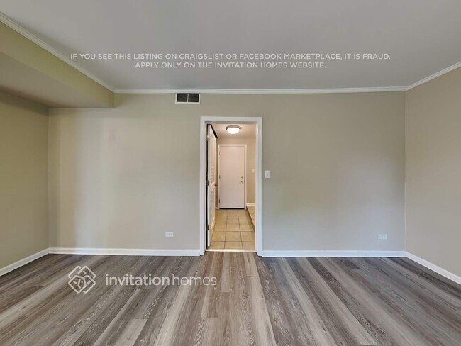 Building Photo - 159 E Timberlane Dr