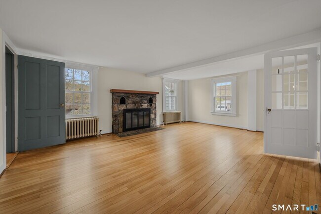 Building Photo - 260 Hamburg Rd