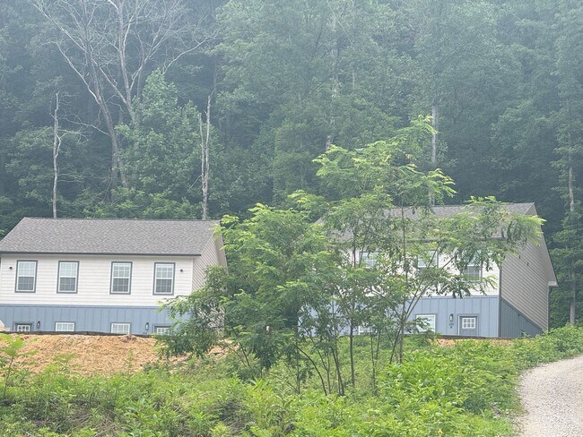 Building Photo - Newly Built 2 Bedroom 2.5 Bath