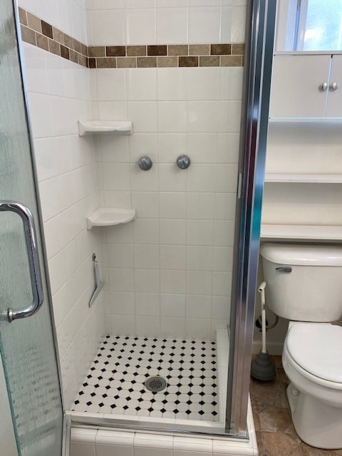 Building Photo - 595 Kings Ave