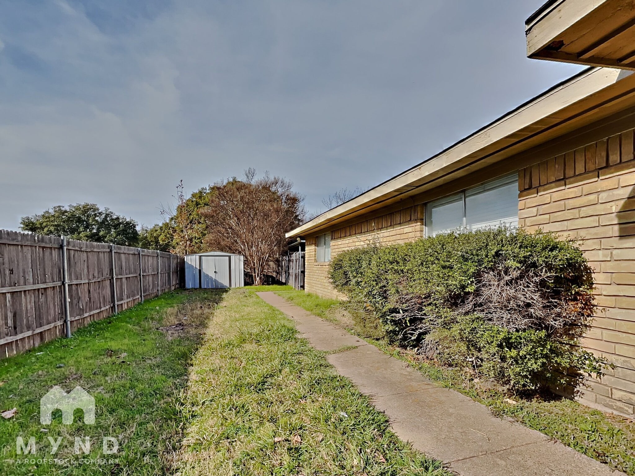 Building Photo - 314 Towne House Ln