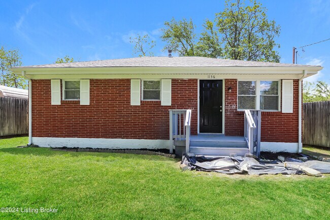 Primary Photo - 1136 Lone Oak Ave