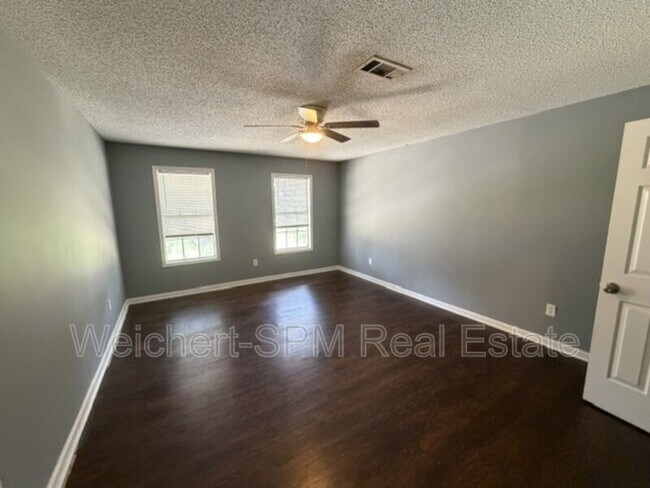 Building Photo - 4524 Port Royal Cove