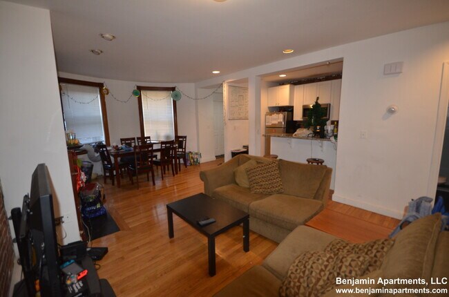 Building Photo - 480 Massachusetts Ave