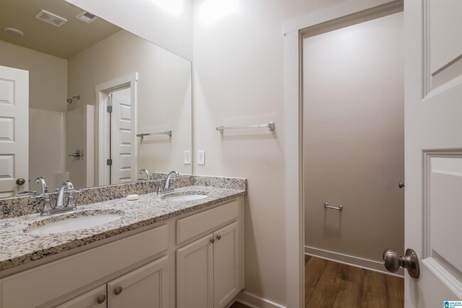 Building Photo - 12640 Owen Park Ct