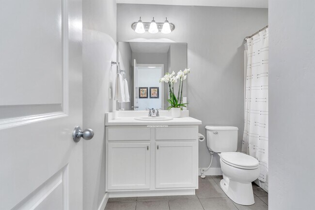 Building Photo - 10517 S Kestrel Rise Rd