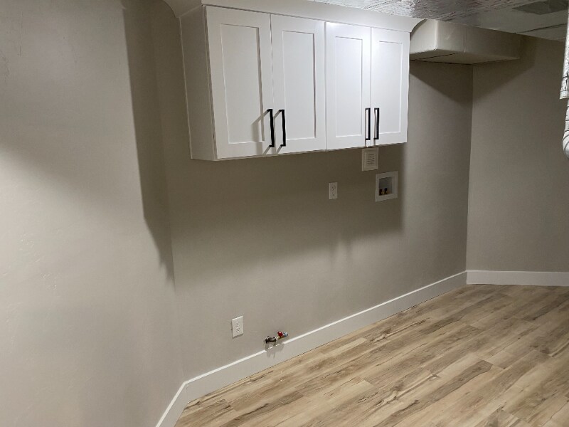 Building Photo - 2265 S Linda Wy