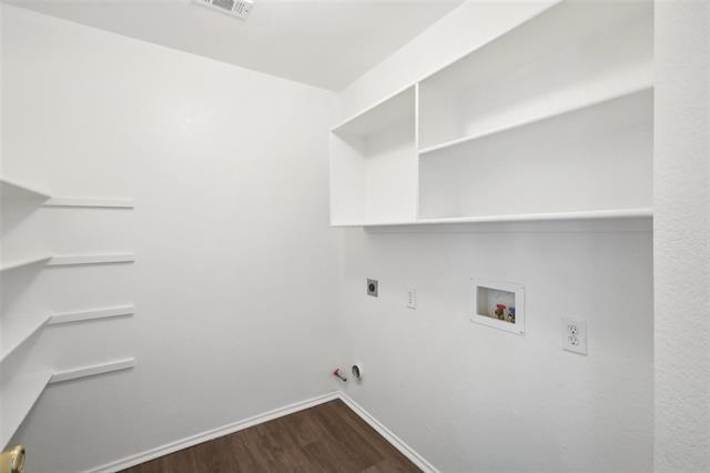 Building Photo - 728 Cardinal Dr