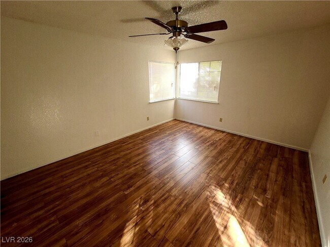 Building Photo - 5105 Eldora Ave