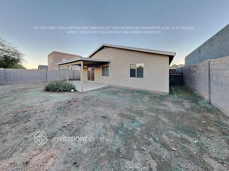 Building Photo - 8122 S 2nd Dr