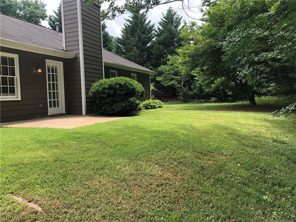 Building Photo - 1560 Oklahoma Dr