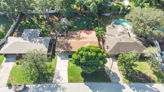 Building Photo - 5220 Forzley St