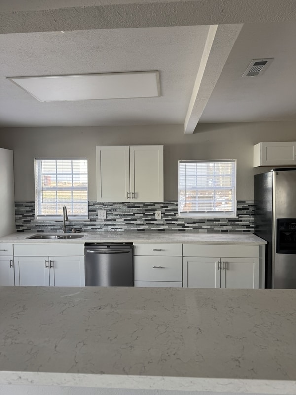 Building Photo - 152 Taney St