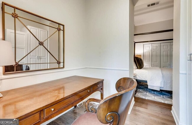 Building Photo - 1116 Piedmont Ave NE