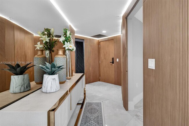 Building Photo - 300 Sunny Isles Blvd