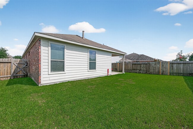Building Photo - 1403 S Maple Dr