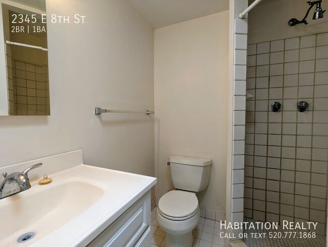 Building Photo - Stunning 2Bed/1Bath Loft Home at Sam Hughe...