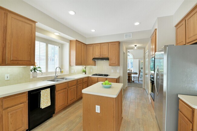 Building Photo - 12911 Bristol Berry Dr